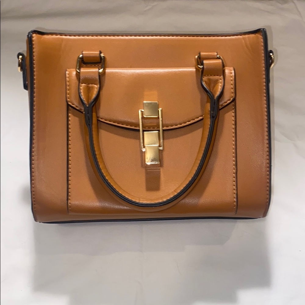 Woman’s Elegant Tan Handbag
